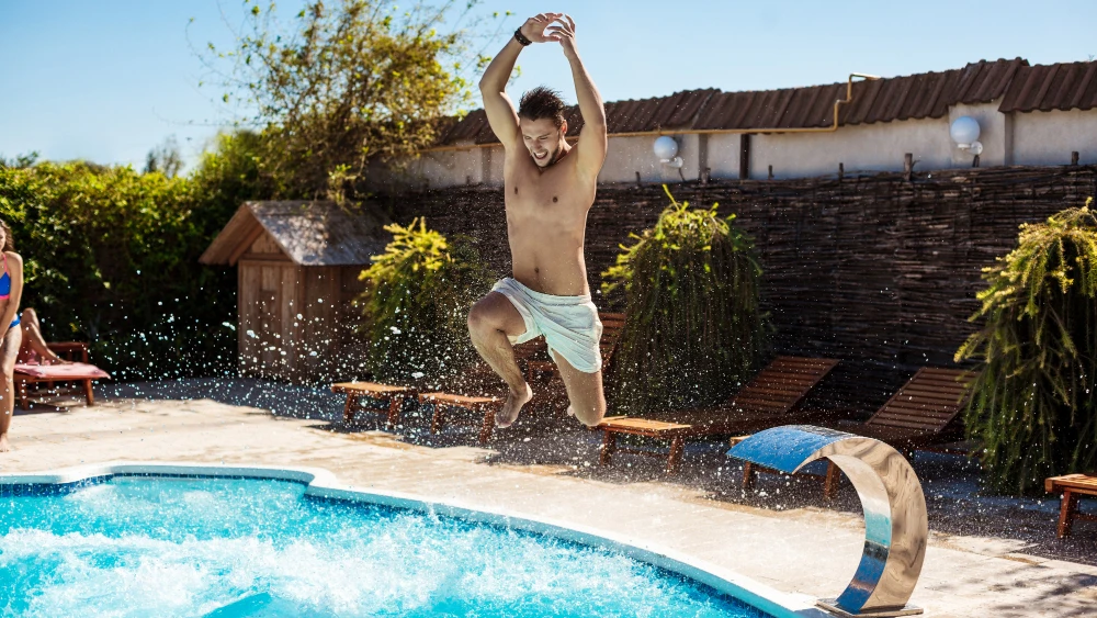 Ekologiczne rozwiązania w basenach prywatnych: Oszczędność wody i energii cz.2